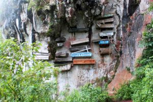 hanging coffins in sagada